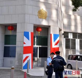 英国：港府不认“双重国籍”了