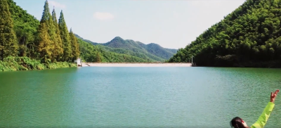 【感人瞬间】鲍新民
