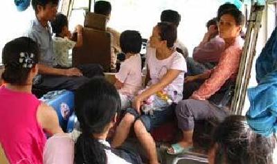 19座车载客30人 武穴一司机涉嫌危险驾驶被刑拘