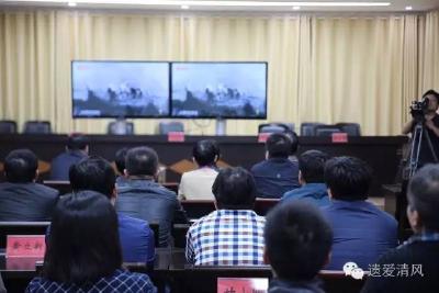 做《永远在路上》的忠实粉