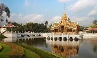 泰国进入国丧期多处景点关闭 