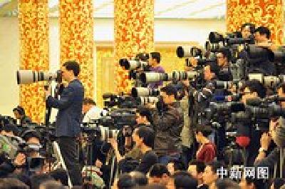 蒋超良：建设党和人民信赖的新闻工作者队伍