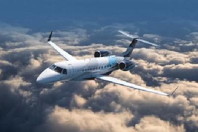 载巴西足球队员飞机在哥伦比亚坠毁 机上载有72人