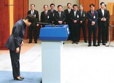 韩国“亲信干政”风暴越刮越烈