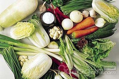 冬天皮肤干燥吃什么 3种蔬菜是补水最佳选择