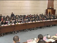 黄冈市第五次党代会各代表团分组讨论两个《报告》