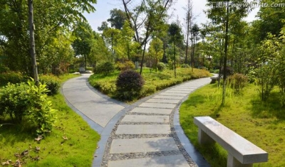 罗田：打造高标准城市绿化景观 推进国家级园林城创建