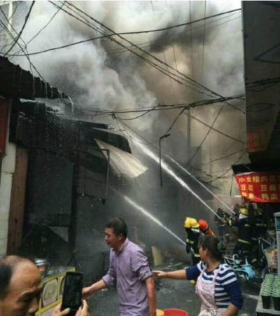 芜湖餐馆爆炸致17死 店主夫妻分别被判7年和3年