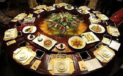 百家中国餐厅跻身法榜单 中国美食成文化名片