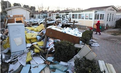 北京朝阳上百假房车被要求限期搬离 车主称车无法动