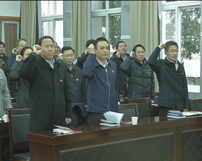 市委办开展支部主题党日活动