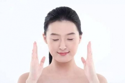 常闭双眼养肝血 一招一式就能养五脏