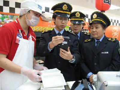 红安县开展“春潮执法行动”