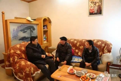 【走访慰问】王立兵赴英山武穴走访慰问老党员老干部和困难党员困难群众