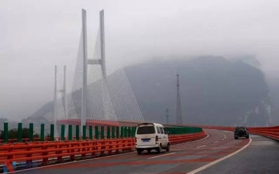 武汉造世界第一高桥通车 英美网友惊叹大桥的壮丽
