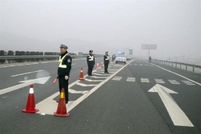 公安部交管局：正月十五前道路交通仍将在高位运行