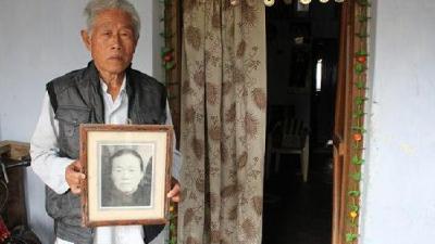 中国老兵滞留印度50年 印度妻儿支持他回中国