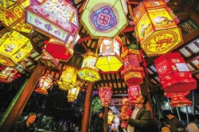 互联网上流光溢彩的元宵节：在虚拟空间体会传统文化味道
