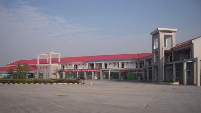 男子在服务区丢挎包 警民联动10万现金完璧归赵