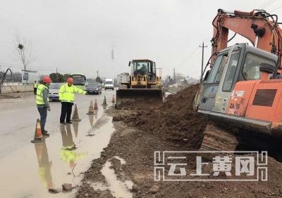阳枫线团黄大道扩宽工程复工忙