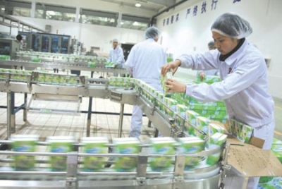 湖北省723户规模以上工业企业 生产忙春节未停歇
