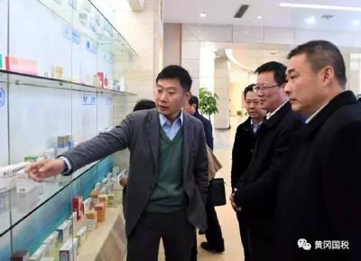 【省局新闻】省国税局局长张国钧走访代表委员 聚焦减税降负向企业问效问需