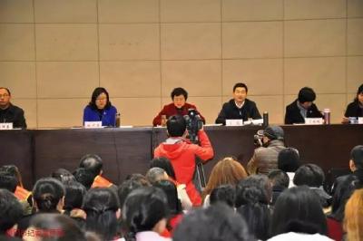 【传真快递】赵少莲参加蕲春县“树家风、促党风、带民风”活动