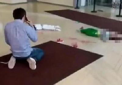 天津两幼童坠亡惨案 不能因为是父母就可减轻罪责