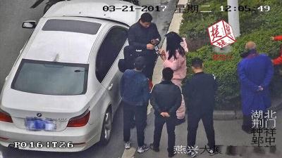 女逃犯整成“锥子脸” 结果还是逃不过“人脸识别”
