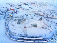航拍：青海玛多县初春雪景 积雪不融如童话世界