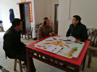 市城乡规划局领导到驻点扶贫村开展蹲点调研