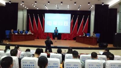 模拟电视问政亮相党校课堂