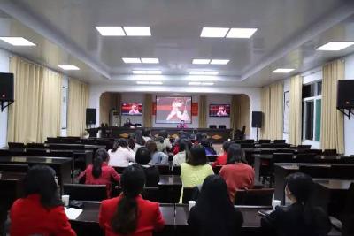 【工作动态】靓丽风采！市纪委机关举办公务礼仪辅导讲座