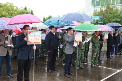 黄冈市统计局再度联合市纪委监察局开展“支部主题党日”活动