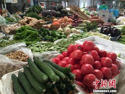 不用担心买菜太花钱 官方预计菜篮子食品继续降价