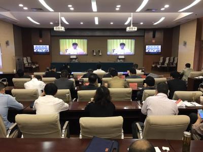 我市组织收听收看全省治超电视电话会       