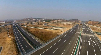 市交通运输局开展公路安防工程“百日攻坚”行动  