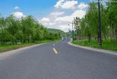 蕲春公路建养并重铺坦途