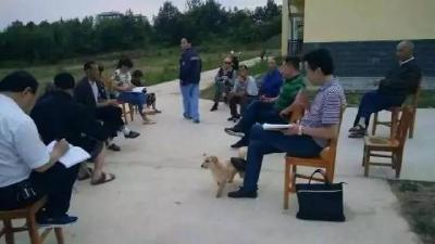 【传真快递】不脱贫绝不收兵！ ——记红安县纪委监察局驻村扶贫工作队
