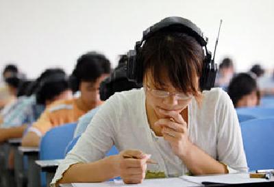 北京考生忘带证件可先应考 听力期间不能做其它题