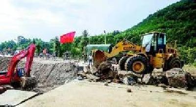 蕲春张榜两座钢结构桥拆除归建