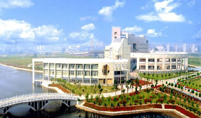 黄冈师范学院召开思想政治工作会议