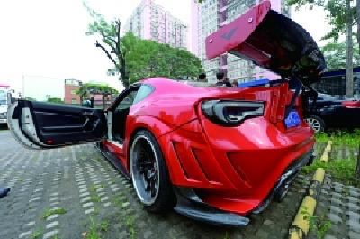 花六七十万改装到报废标准 汽车“暴改”隐患重重