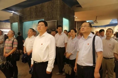 【工作动态】缅怀革命先烈 争做合格党员——黄冈市纪委监察局机关党总支开展庆祝中国共产党成立96周年暨主题党日活动  