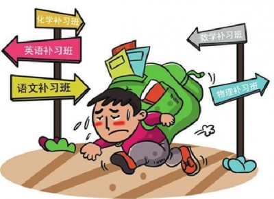 一天6个多小时“泡”培训班，谁抢走了孩子们的暑假？