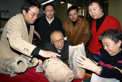钢铁先生的钢铁人生：90多岁仍然坚持每天上班