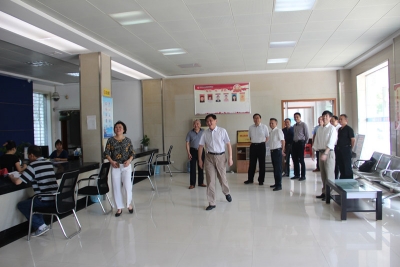 省住建厅领导到我中心调研