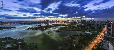 黄冈国画家刘应宗28米巨幅国画《遗爱湖胜景图》问世 