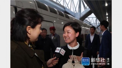 出席十九大的代表团陆续抵京