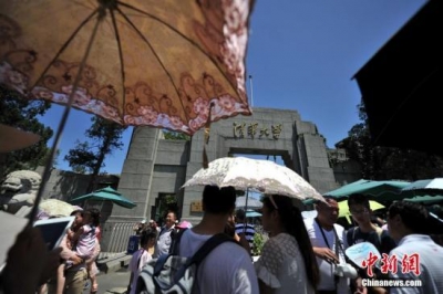 不会游泳不能毕业?清华新生:不担心 比考清华容易